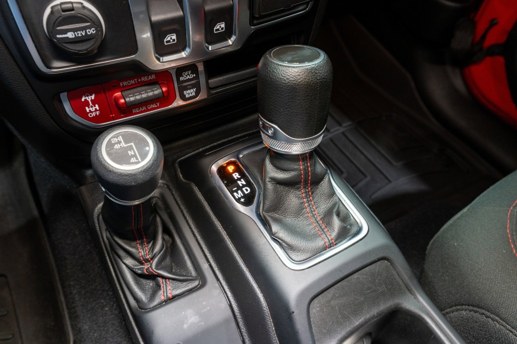 2022 Jeep Wrangler Image 21