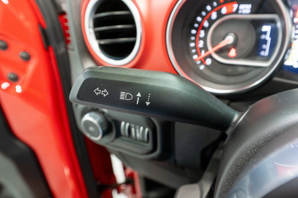 2022 Jeep Wrangler Image 27