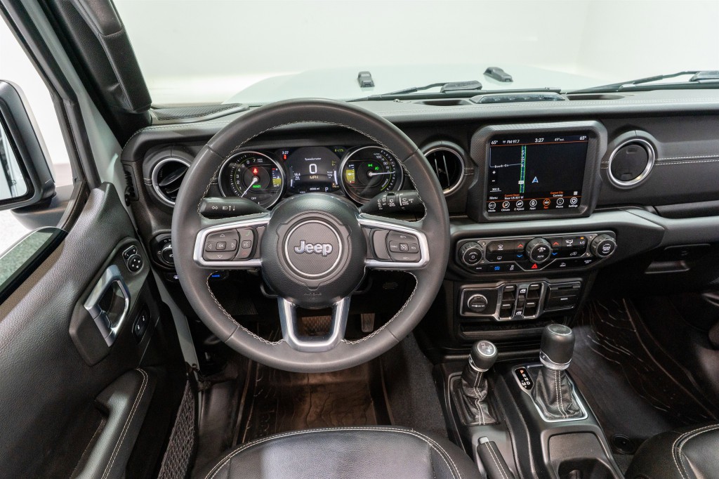 2023 Jeep Wrangler Image 11