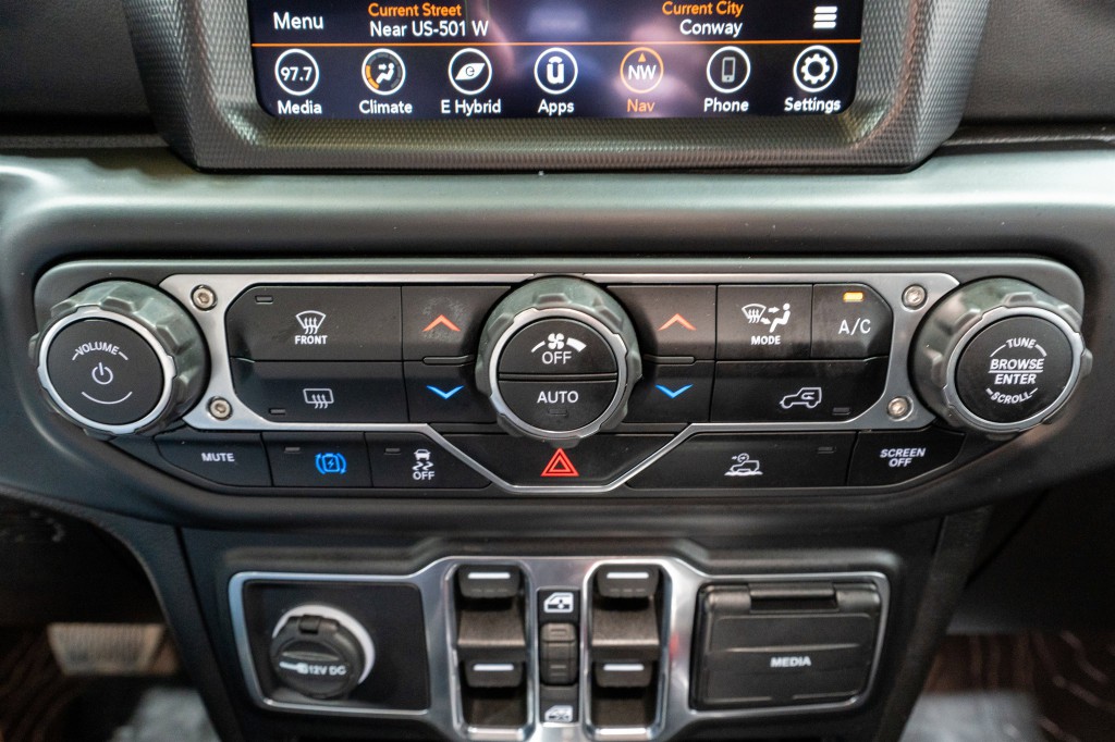 2023 Jeep Wrangler Image 20