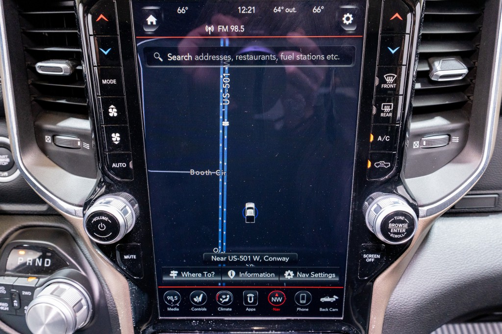 2020 RAM 1500 Image 19