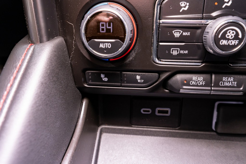 2021 Chevrolet Tahoe Image 24