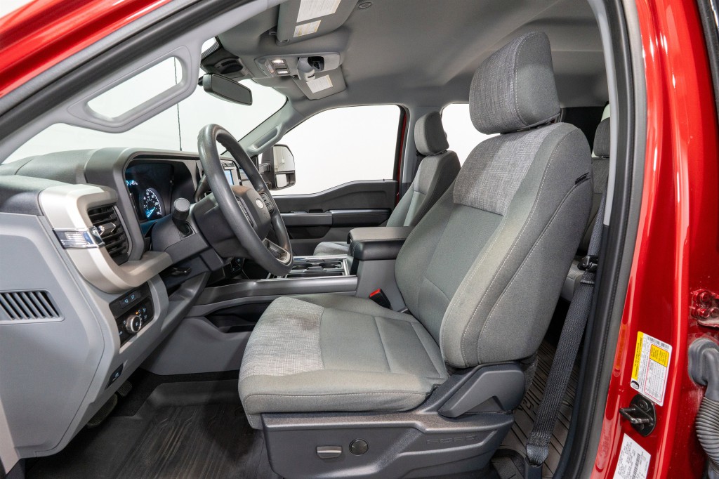 2023 Ford F-250 Image 19