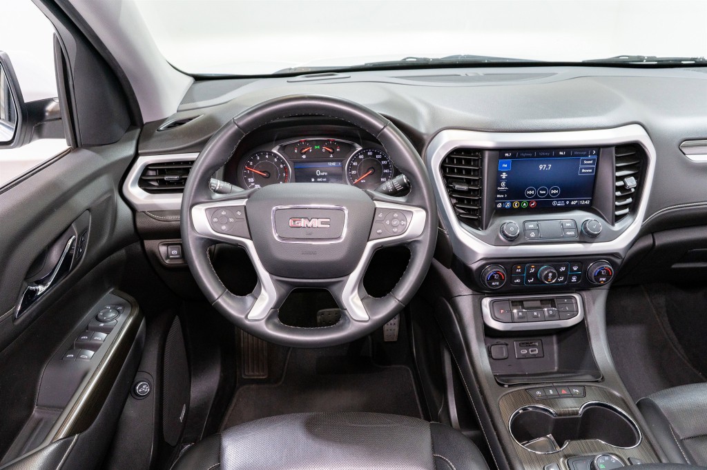 2023 GMC Acadia Image 11