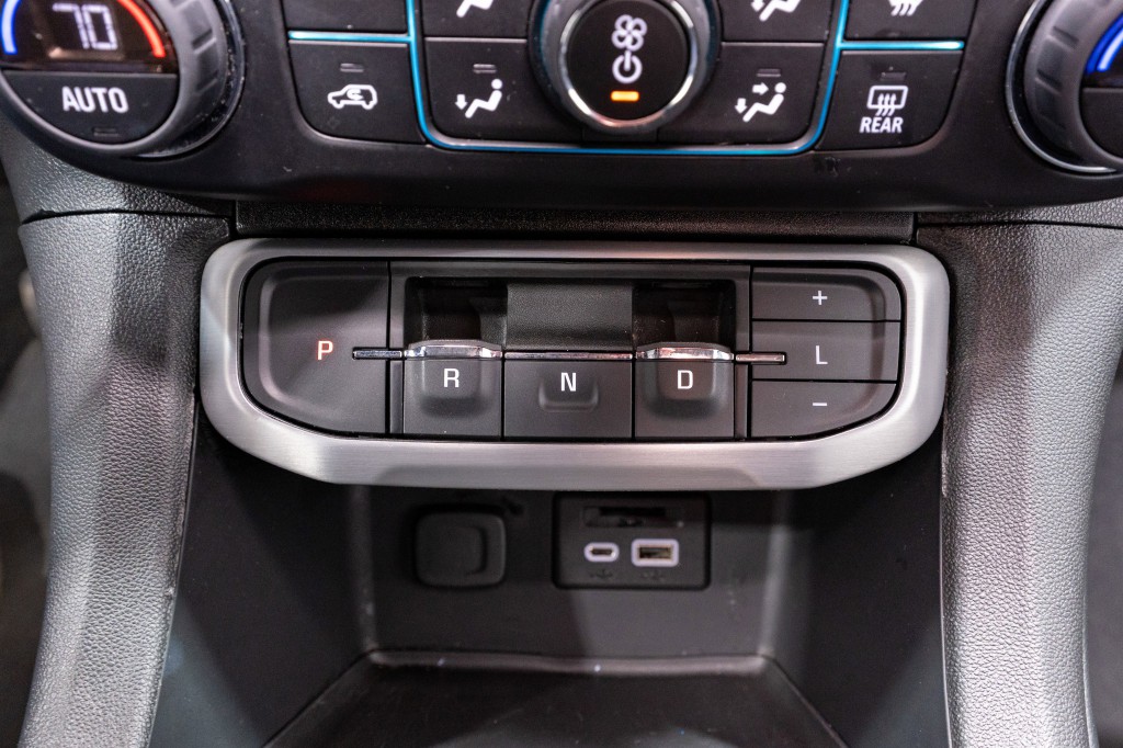 2023 GMC Acadia Image 23