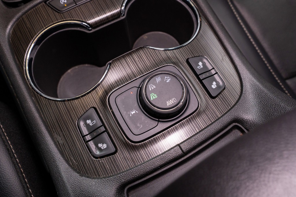 2023 GMC Acadia Image 24