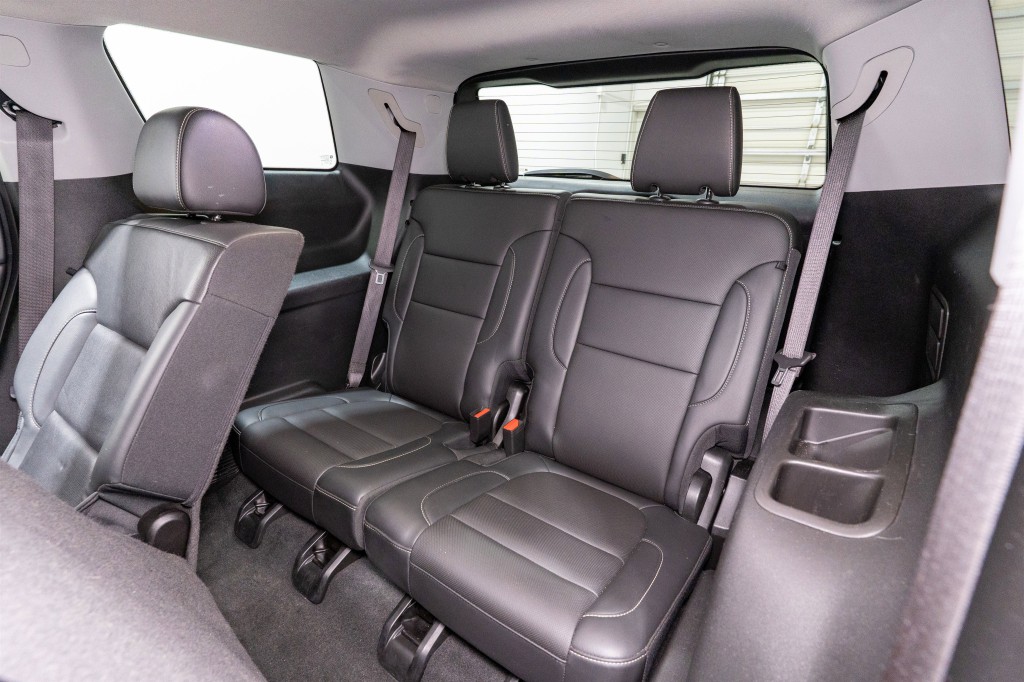 2023 GMC Acadia Image 32