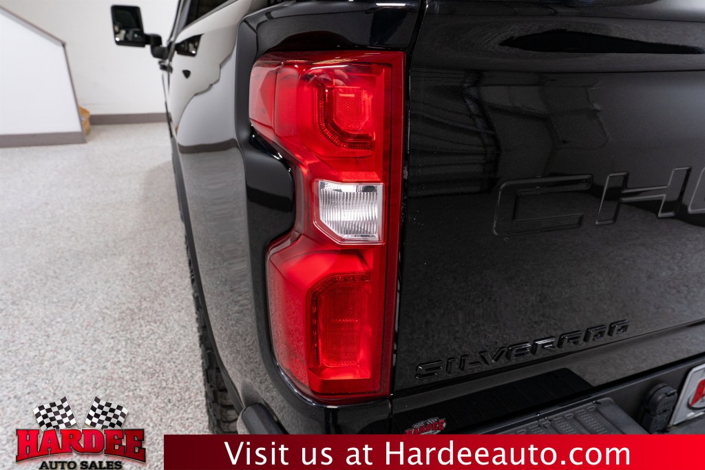2022 Chevrolet Silverado 1500 Image 9