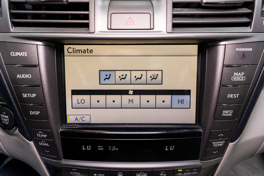 2012 Lexus LS 460 Image 20