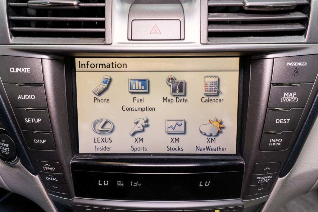 2012 Lexus LS 460 Image 21