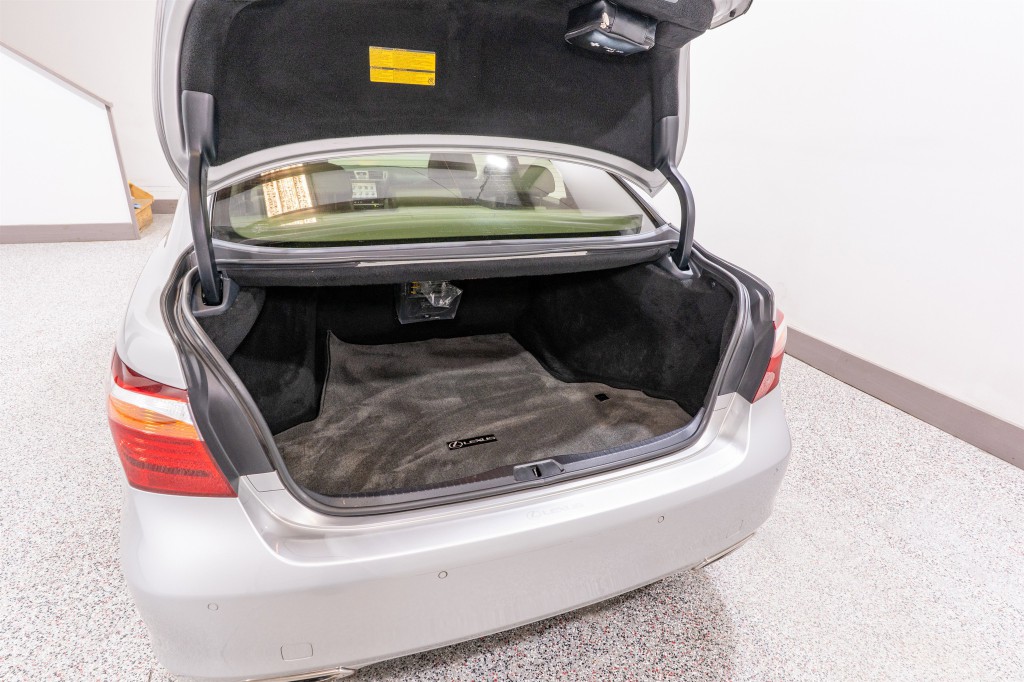 2012 Lexus LS 460 Image 36