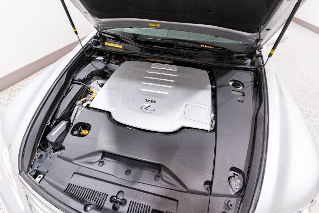 2012 Lexus LS 460 Image 37