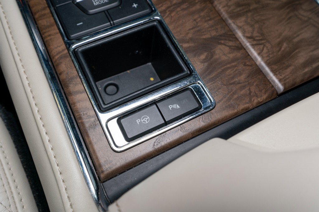 2020 Ford Expedition Image 28