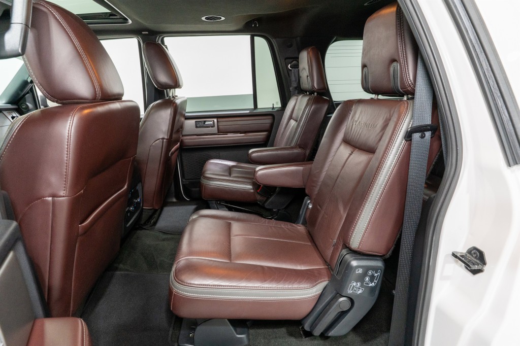 2016 Ford Expedition Image 32
