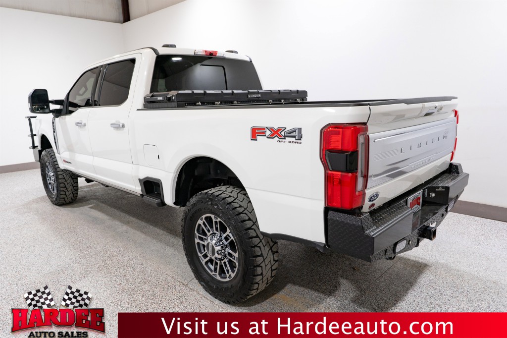 2024 Ford F-250 Image 3