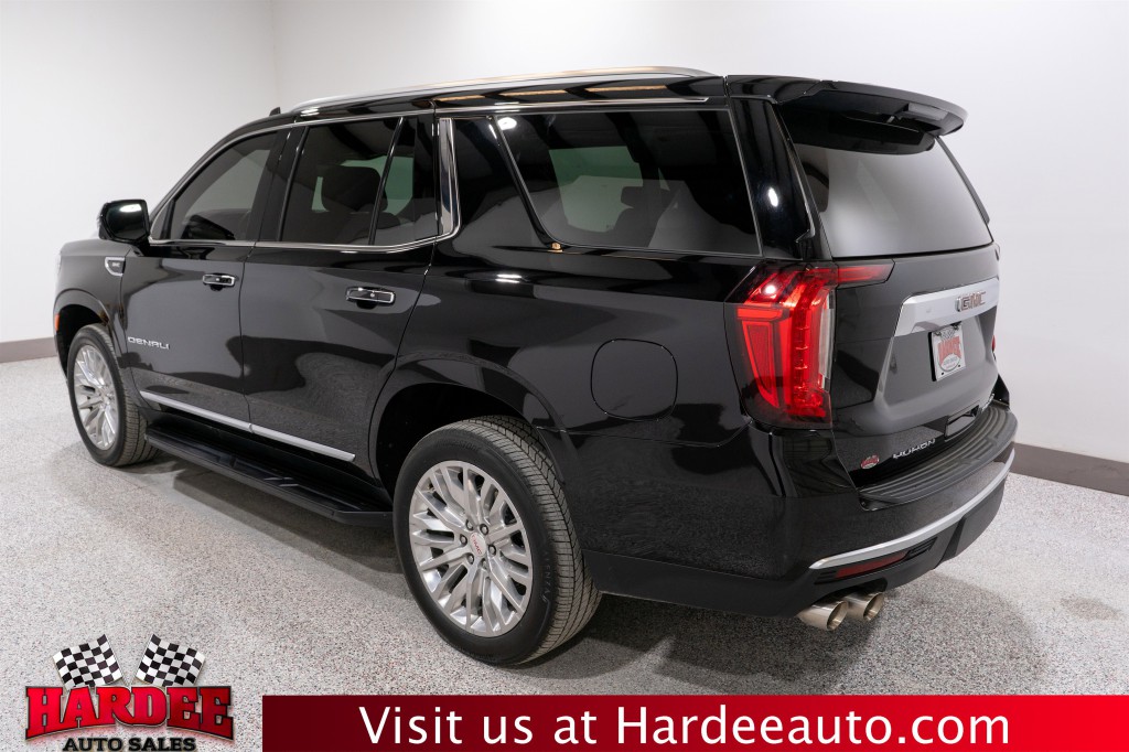 2023 GMC Yukon Image 3