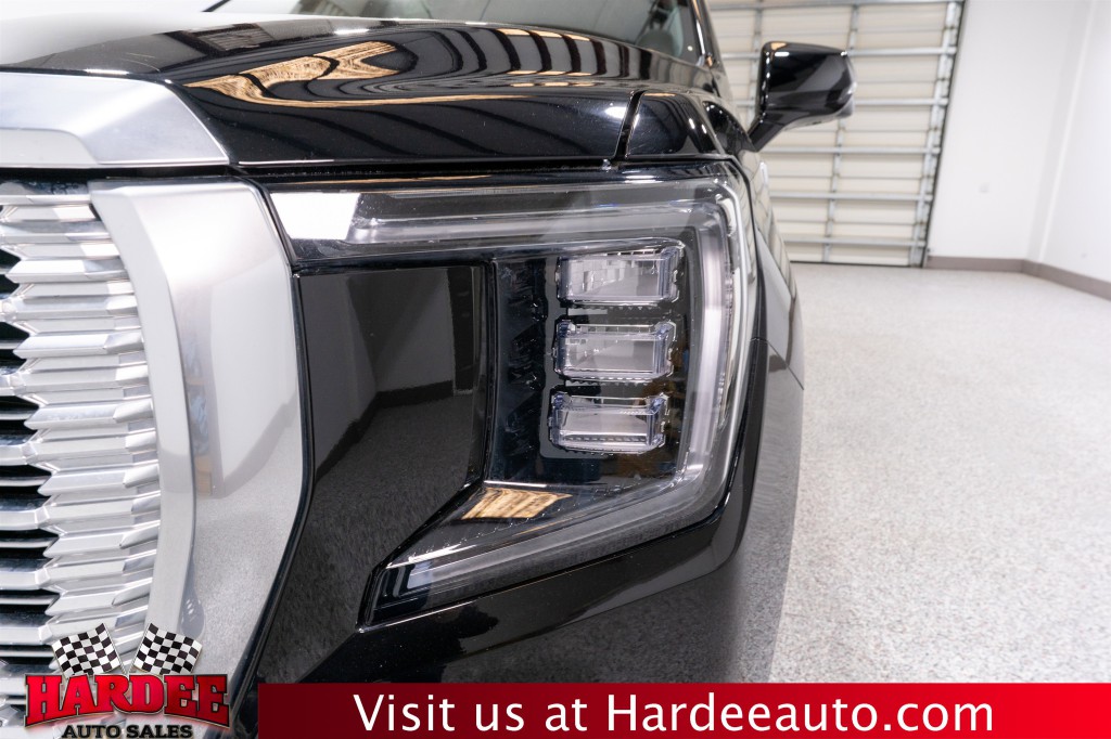 2023 GMC Yukon Image 8