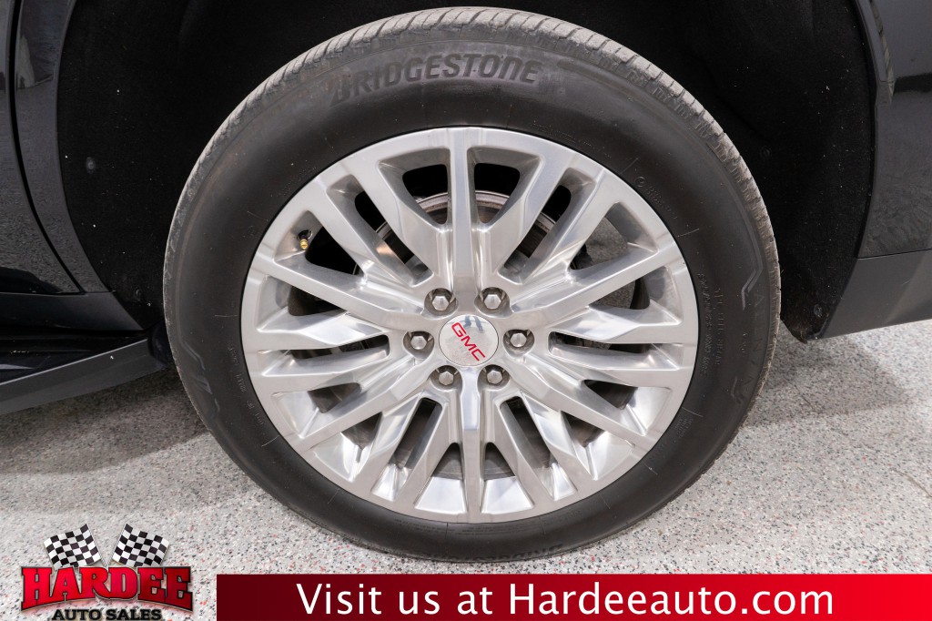 2023 GMC Yukon Image 10