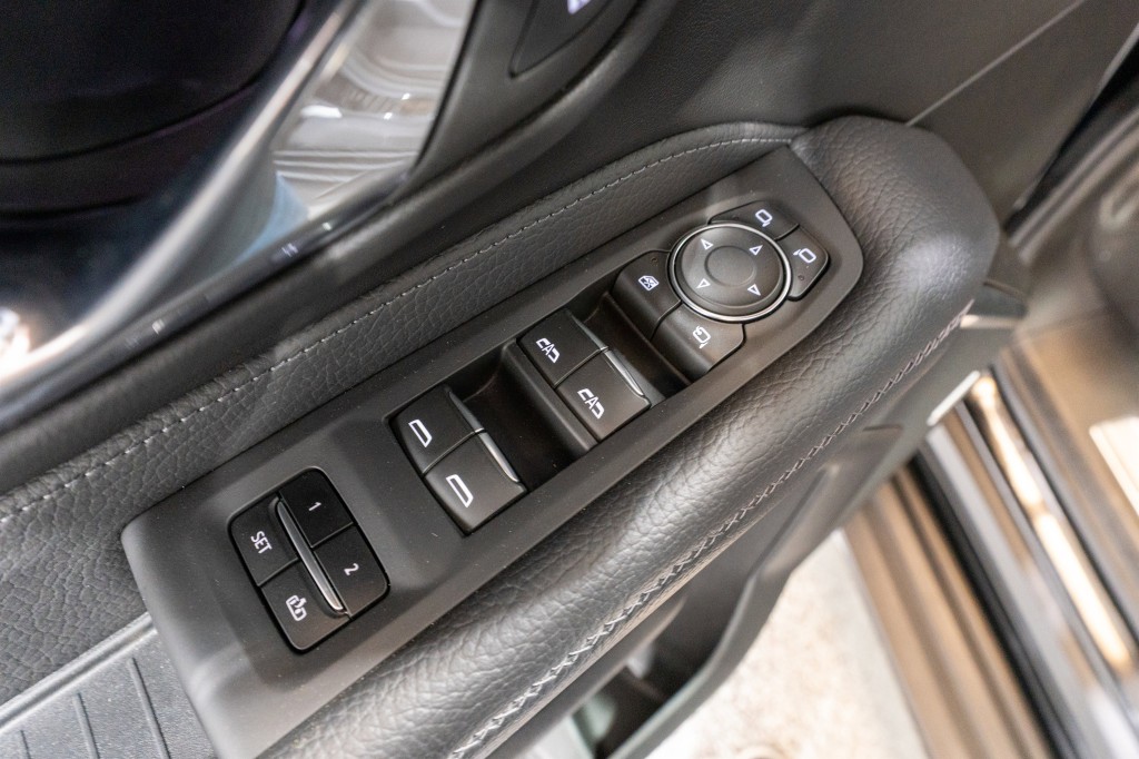 2023 GMC Yukon Image 14