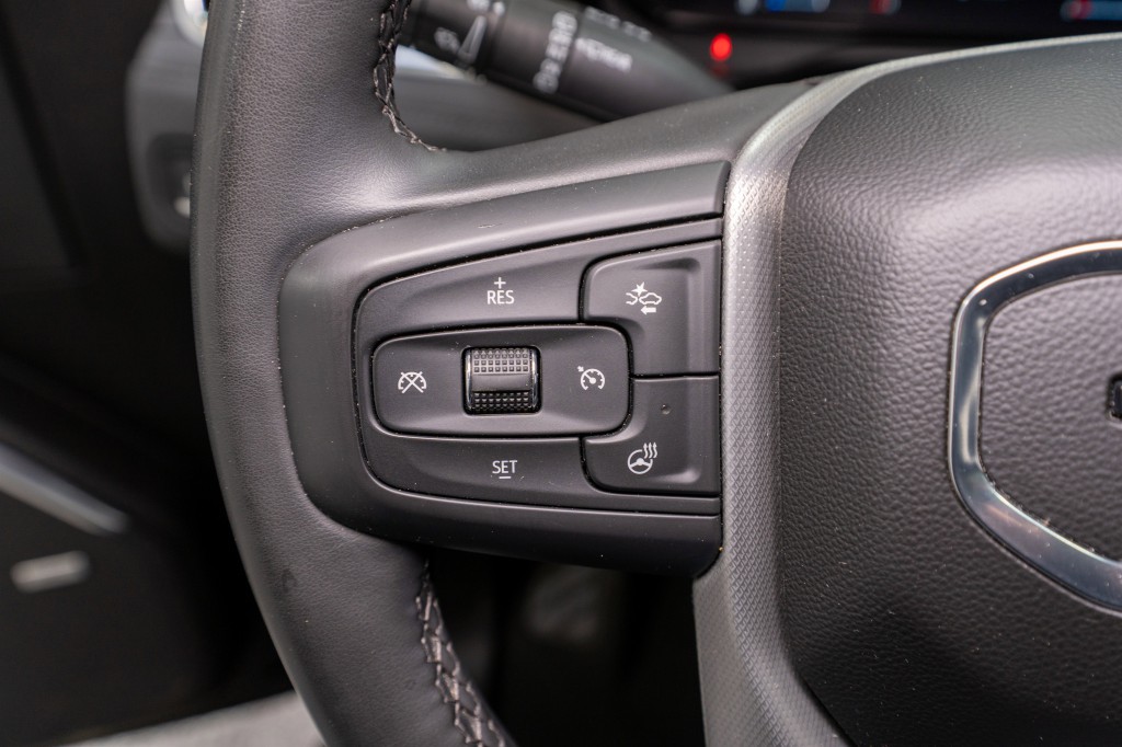 2023 GMC Yukon Image 28