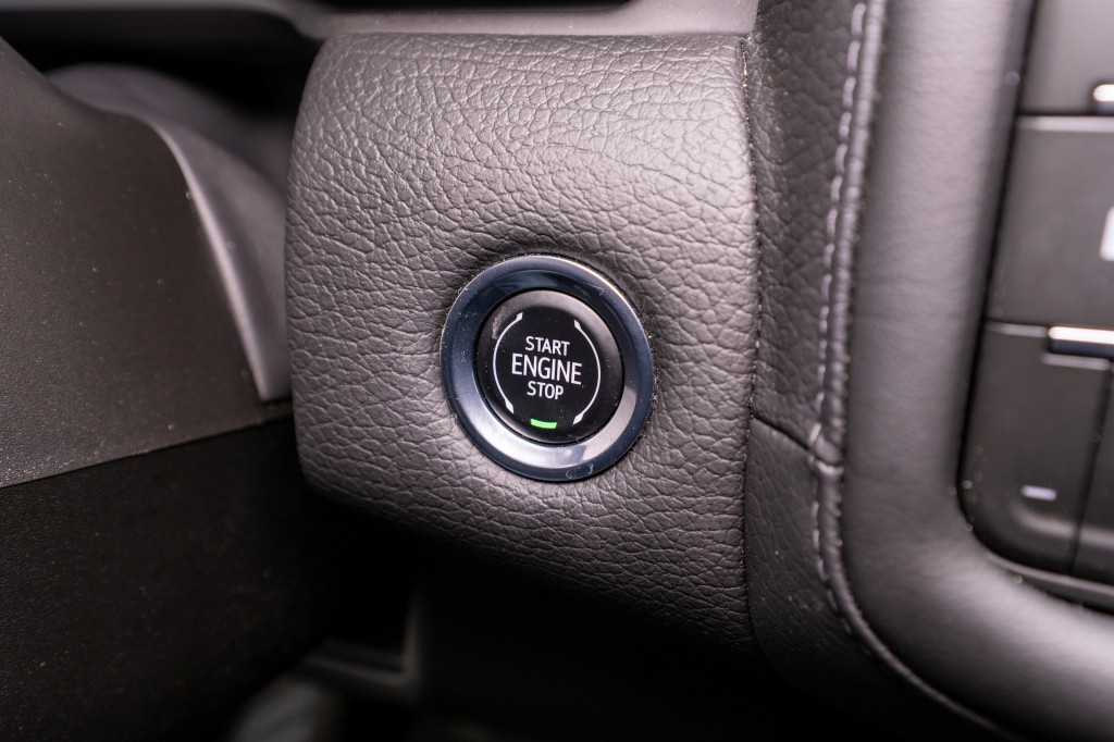 2023 GMC Yukon Image 30