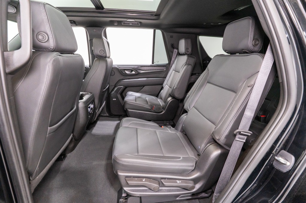 2023 GMC Yukon Image 33