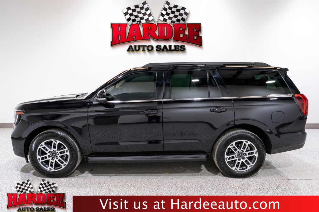 2025 Ford Expedition Image 1