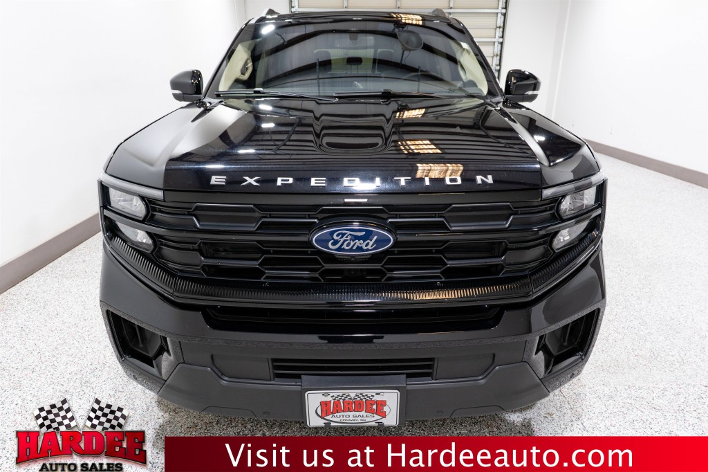 2025 Ford Expedition Image 7