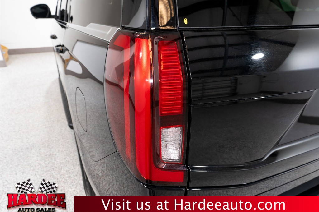 2025 Ford Expedition Image 9