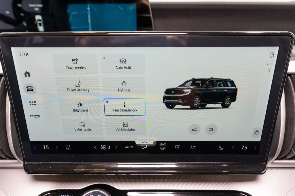 2025 Ford Expedition Image 21