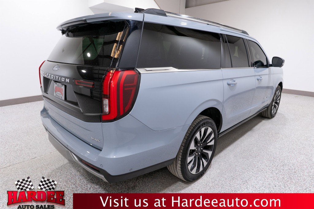 2025 Ford Expedition Image 5
