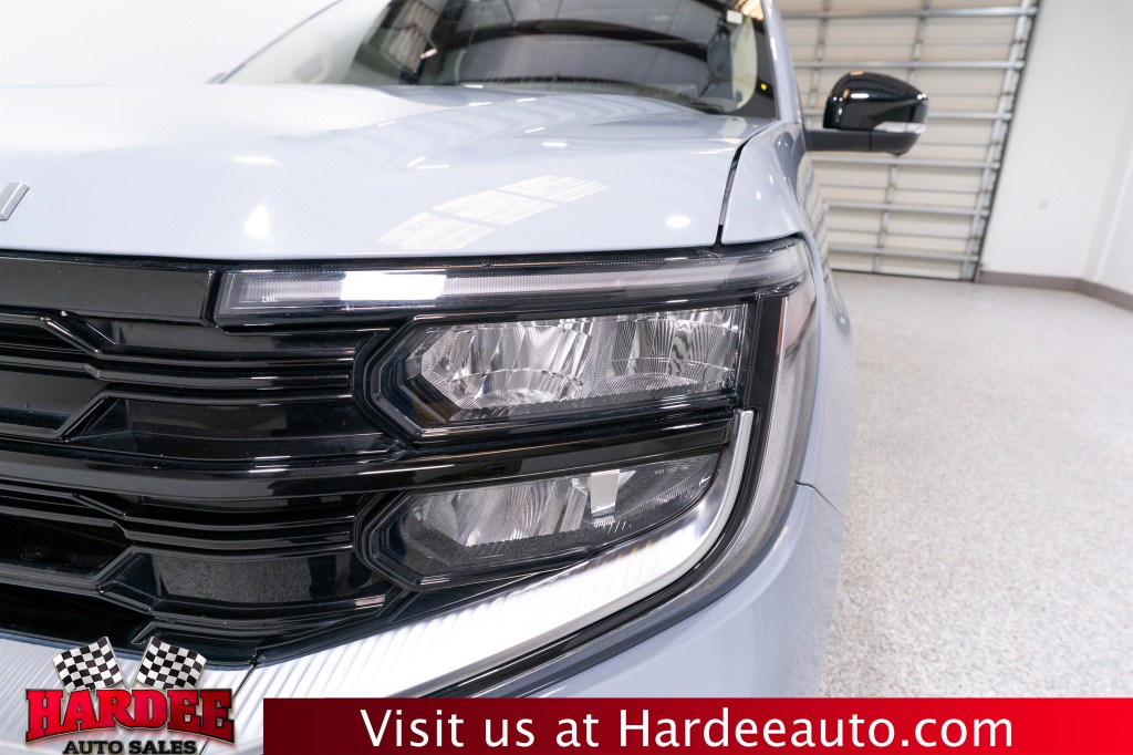 2025 Ford Expedition Image 8