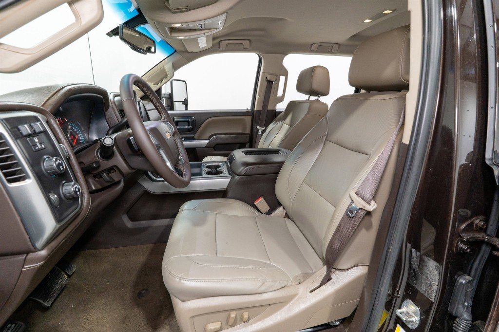 2018 Chevrolet Silverado 1500 Image 15