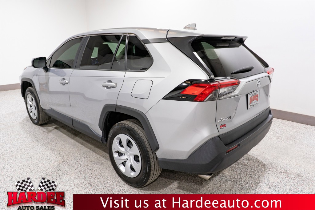 2022 Toyota Rav4 Image 3