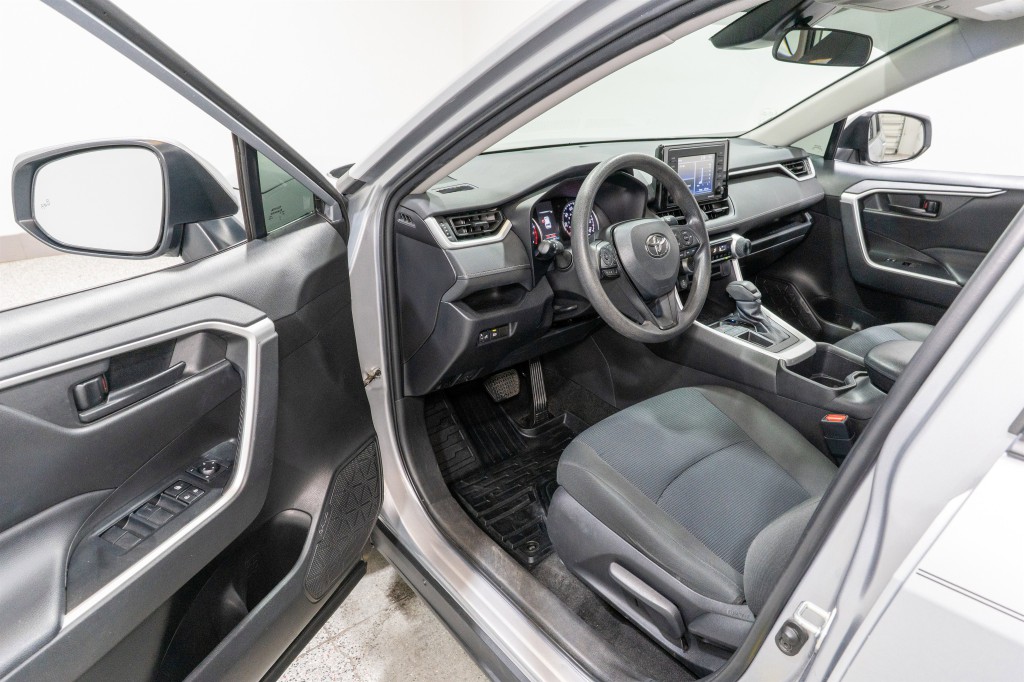 2022 Toyota Rav4 Image 12