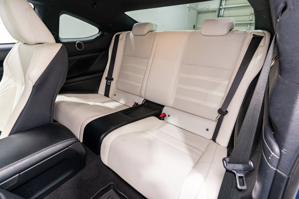 2019 Lexus RC Image 11