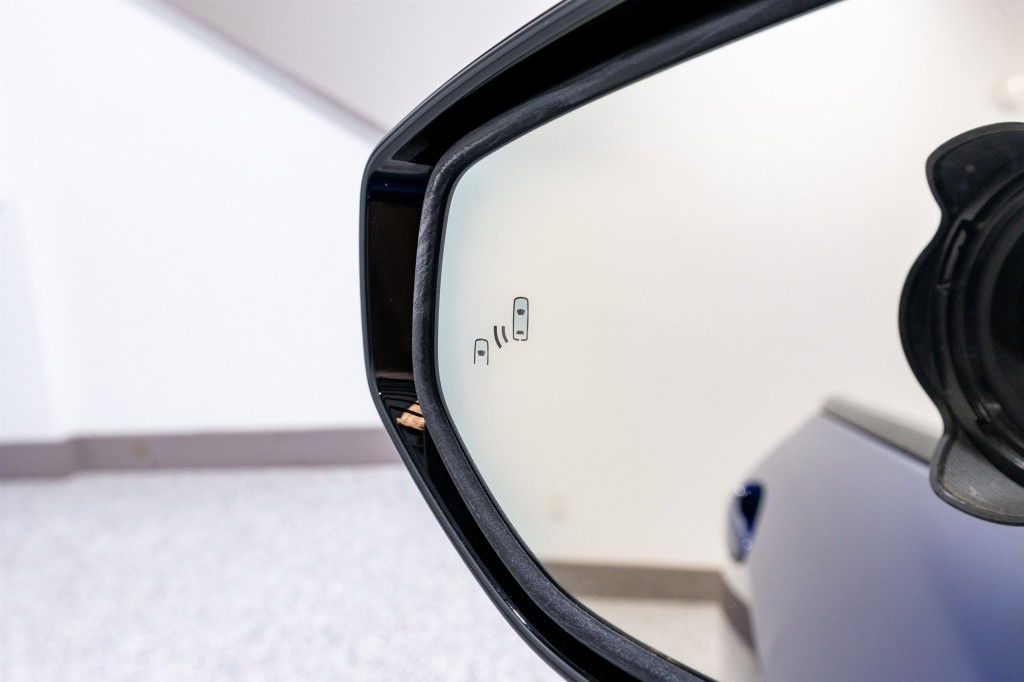 2019 Lexus RC Image 13