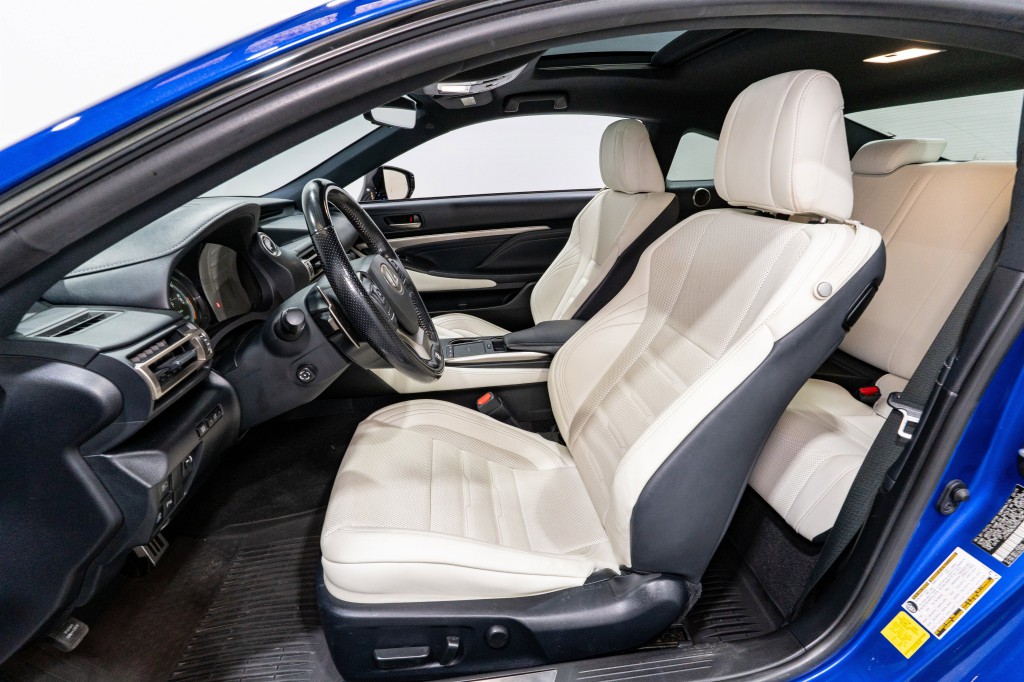 2019 Lexus RC Image 16