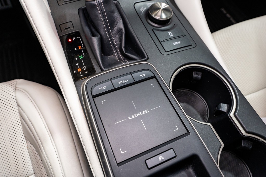 2019 Lexus RC Image 29