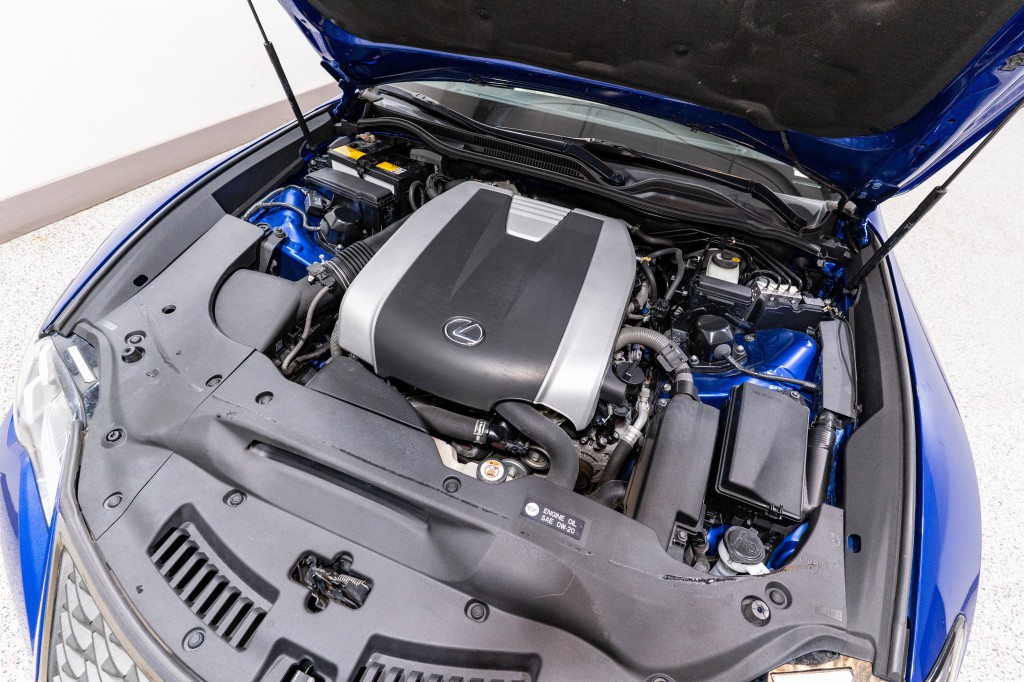 2019 Lexus RC Image 39