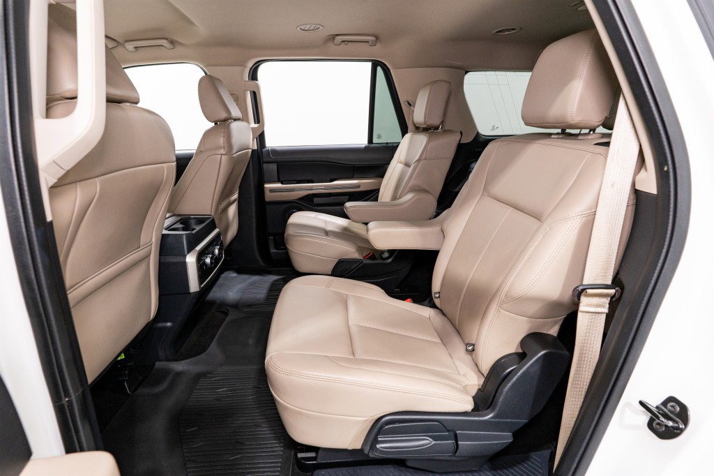 2022 Ford Expedition Image 32