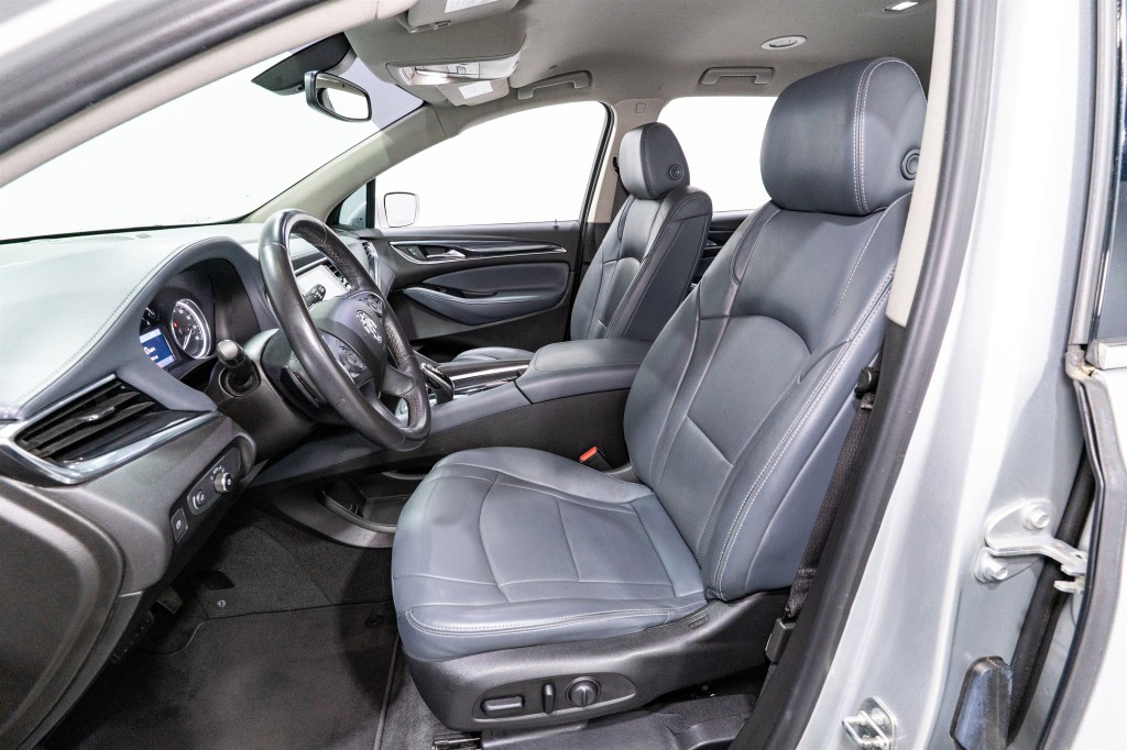 2020 Buick Enclave Image 16