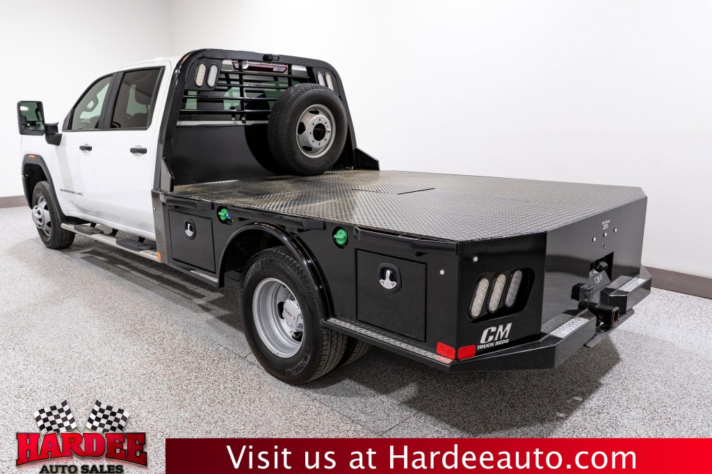 2024 GMC Sierra 3500 Image 3