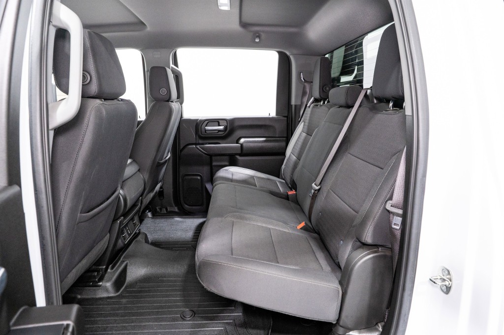 2024 GMC Sierra 3500 Image 29