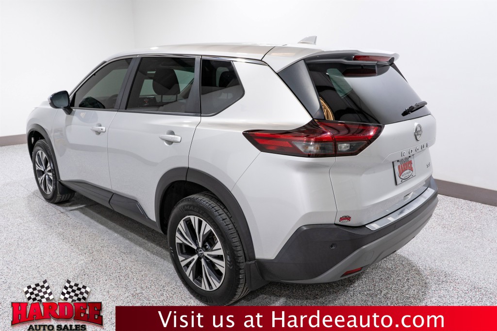 2023 Nissan Rogue Image 3