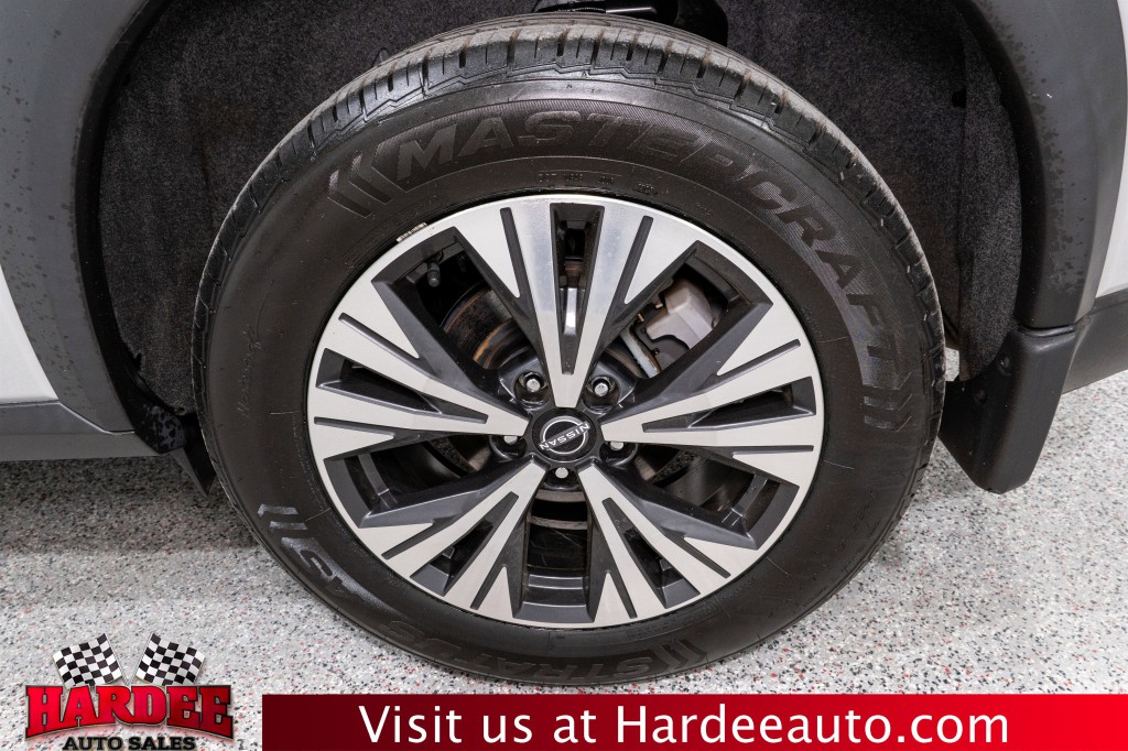 2023 Nissan Rogue Image 10