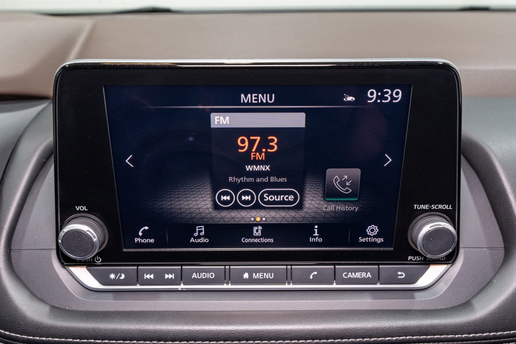 2023 Nissan Rogue Image 16