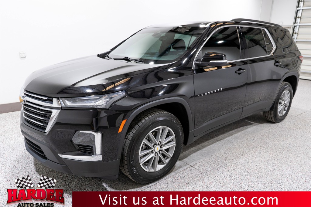 2023 Chevrolet Traverse Image 2