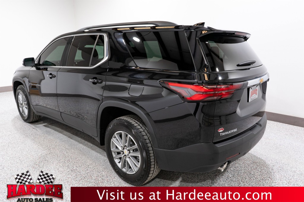 2023 Chevrolet Traverse Image 3