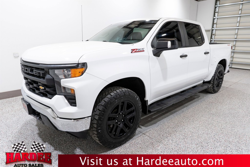 2023 Chevrolet Silverado 1500 Image 2